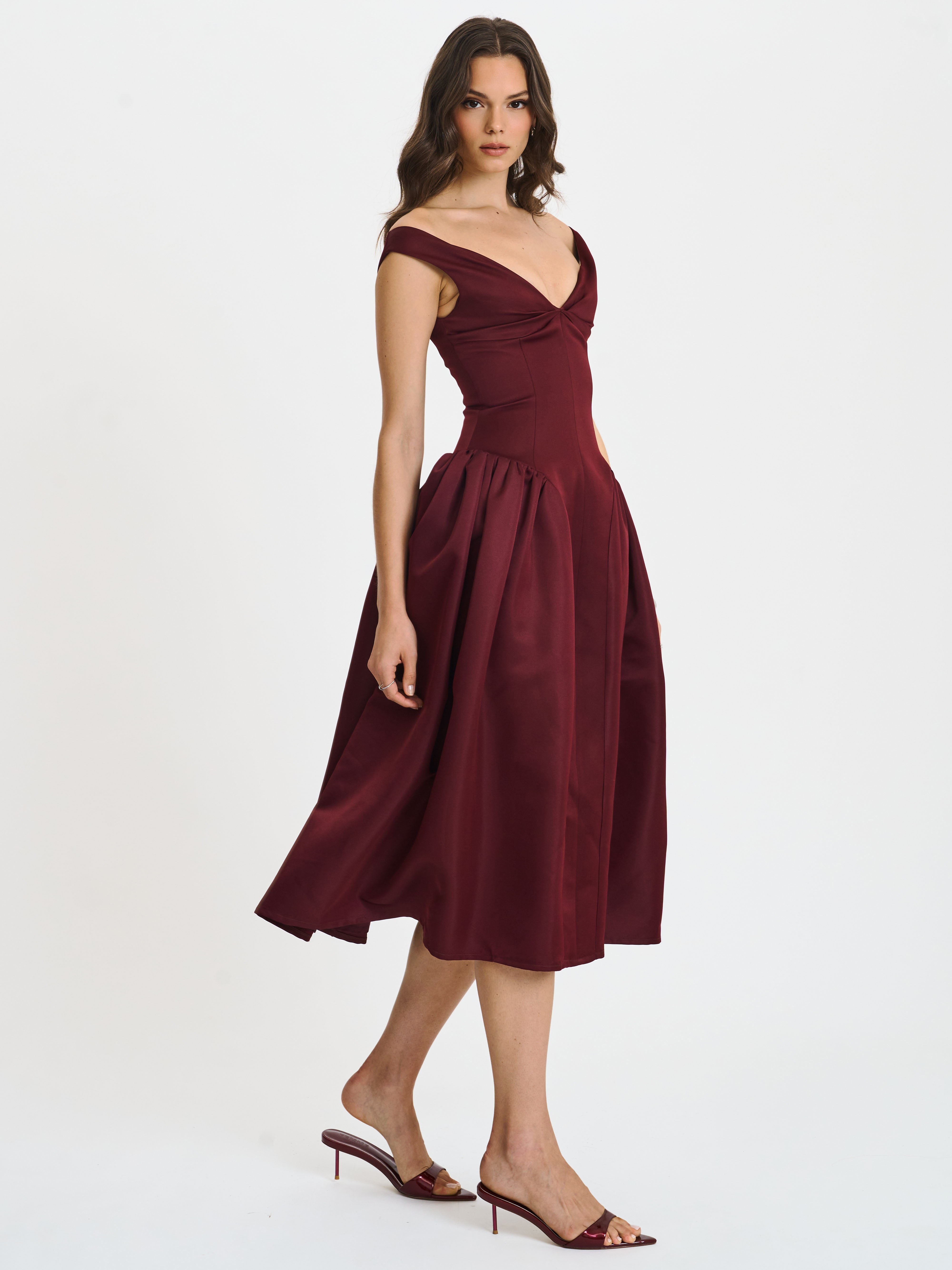 Omella Burgundy Ruched Bust Sweetheart Flared Maxi Dress