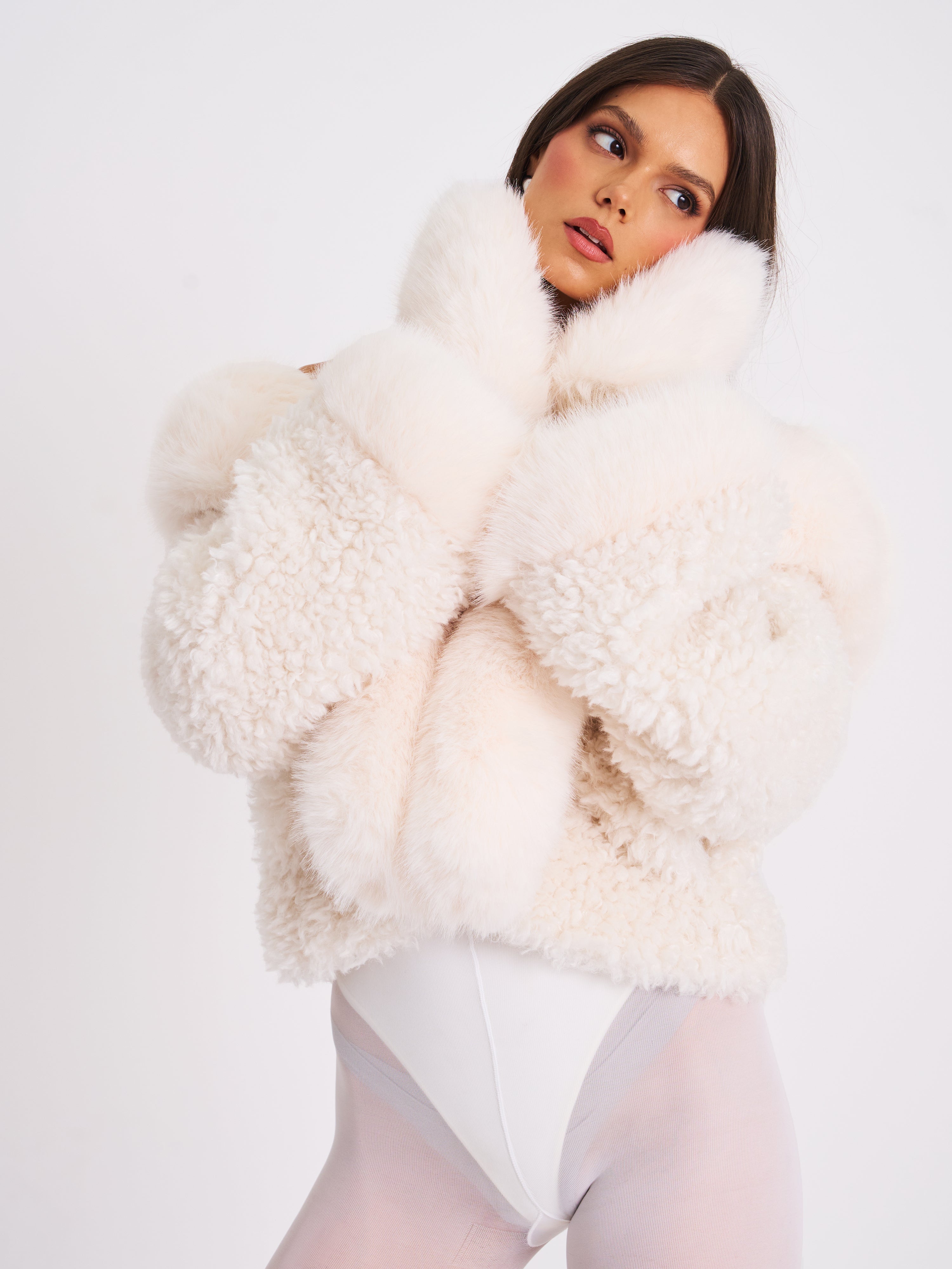 Katia White Faux Fur Mittens