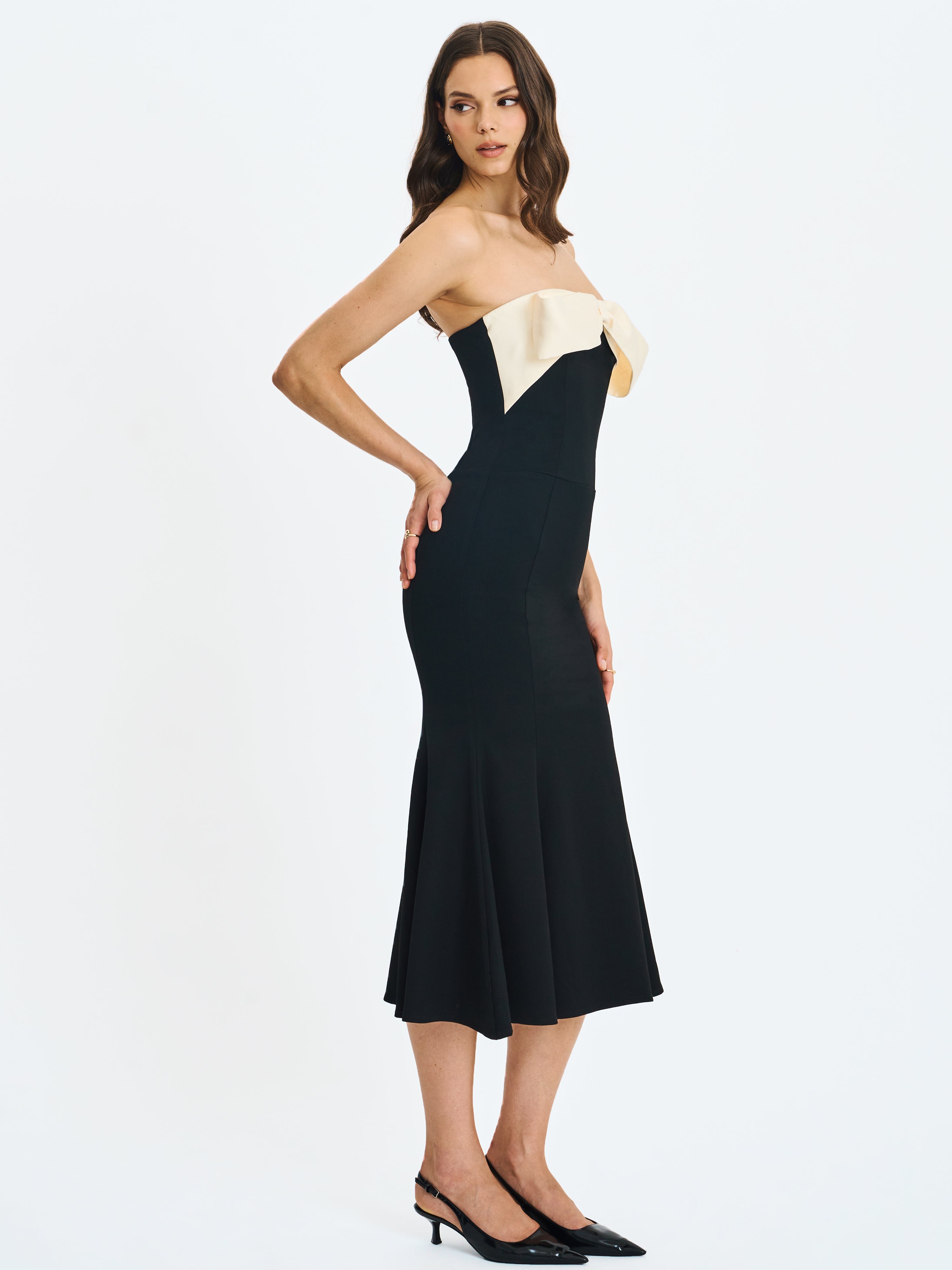 Saige Black Mermaid Maxi Dress with Ivory Bow Bustline