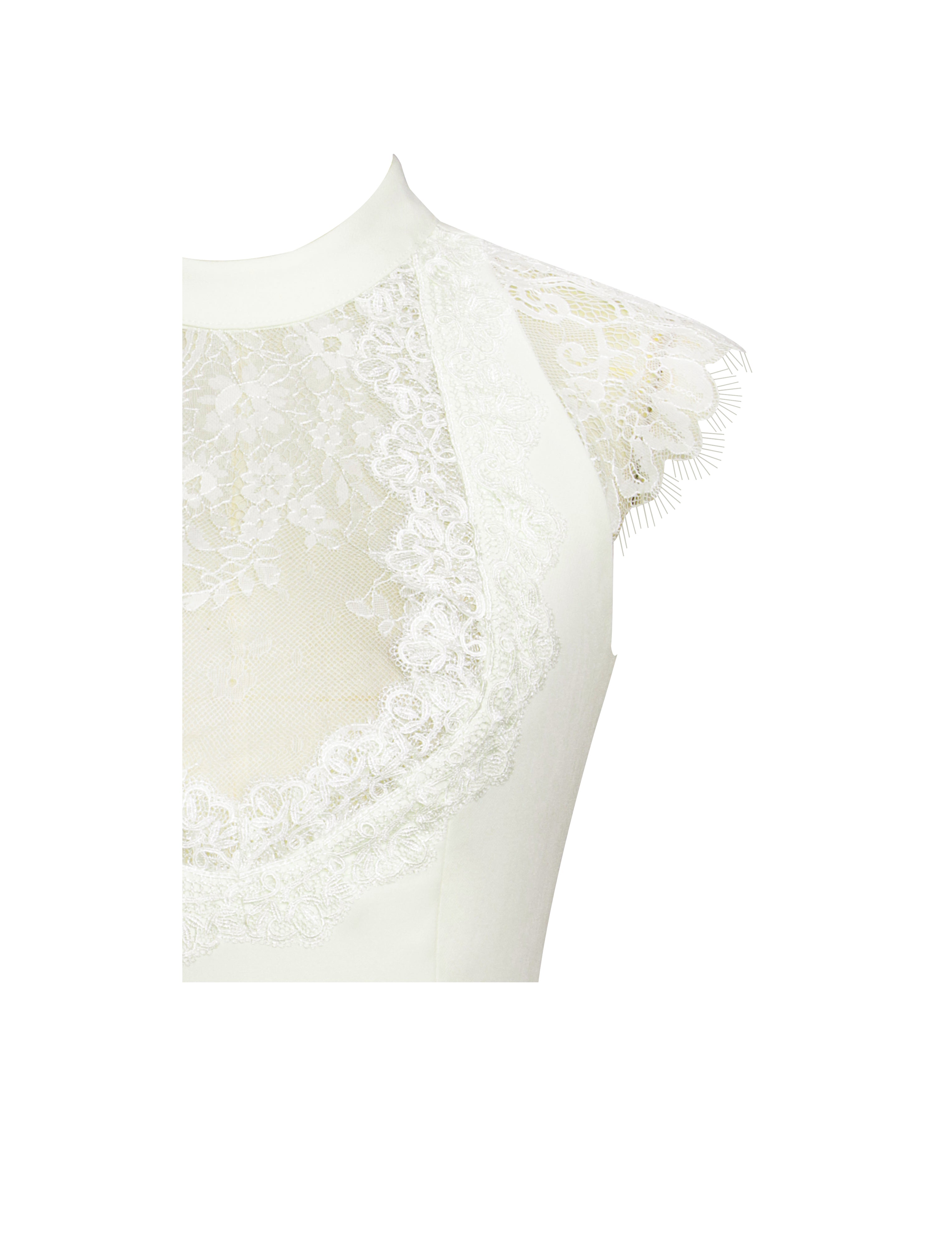 Quinella White Lace Crepe Backless Mini Dress (Archive Sale) Quinella White Lace Crepe Backless Mini Dress (Archive Sale)