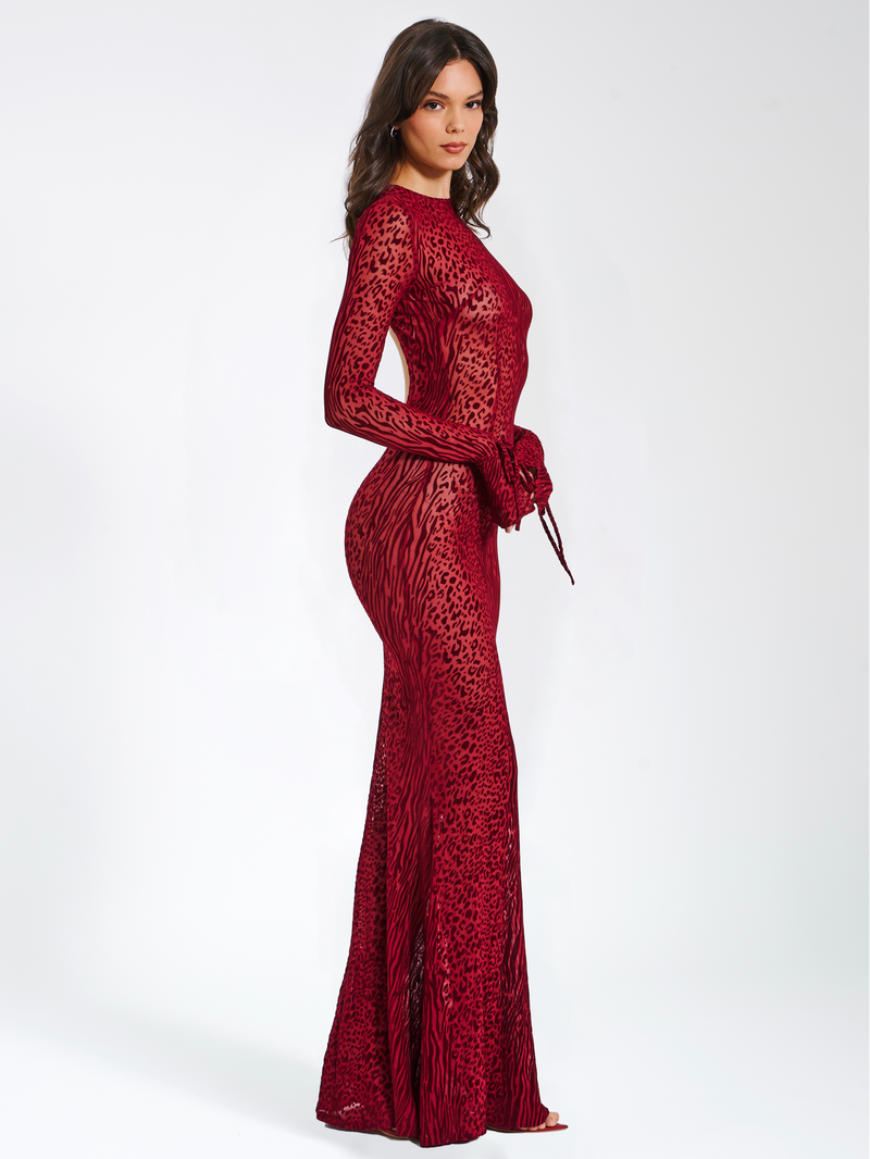 Quennell Burgundy Lace Corset Maxi Dress – Miss Circle