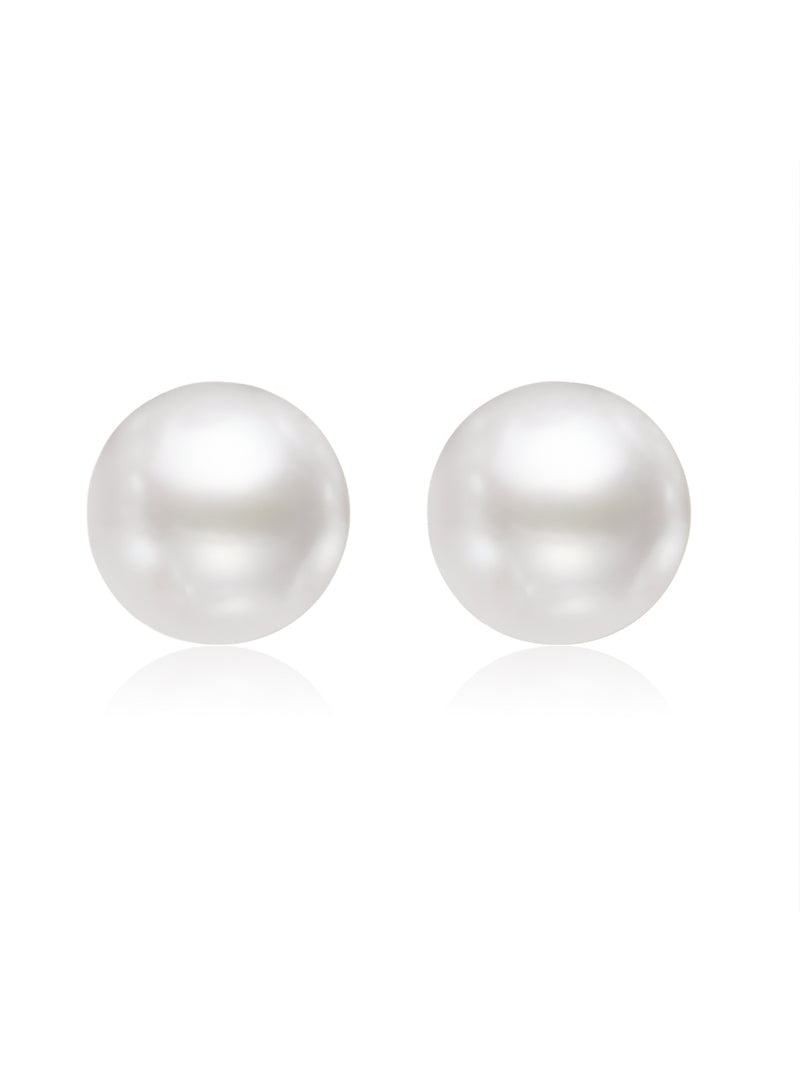 Miss Circle Freshwater Pearl Studs