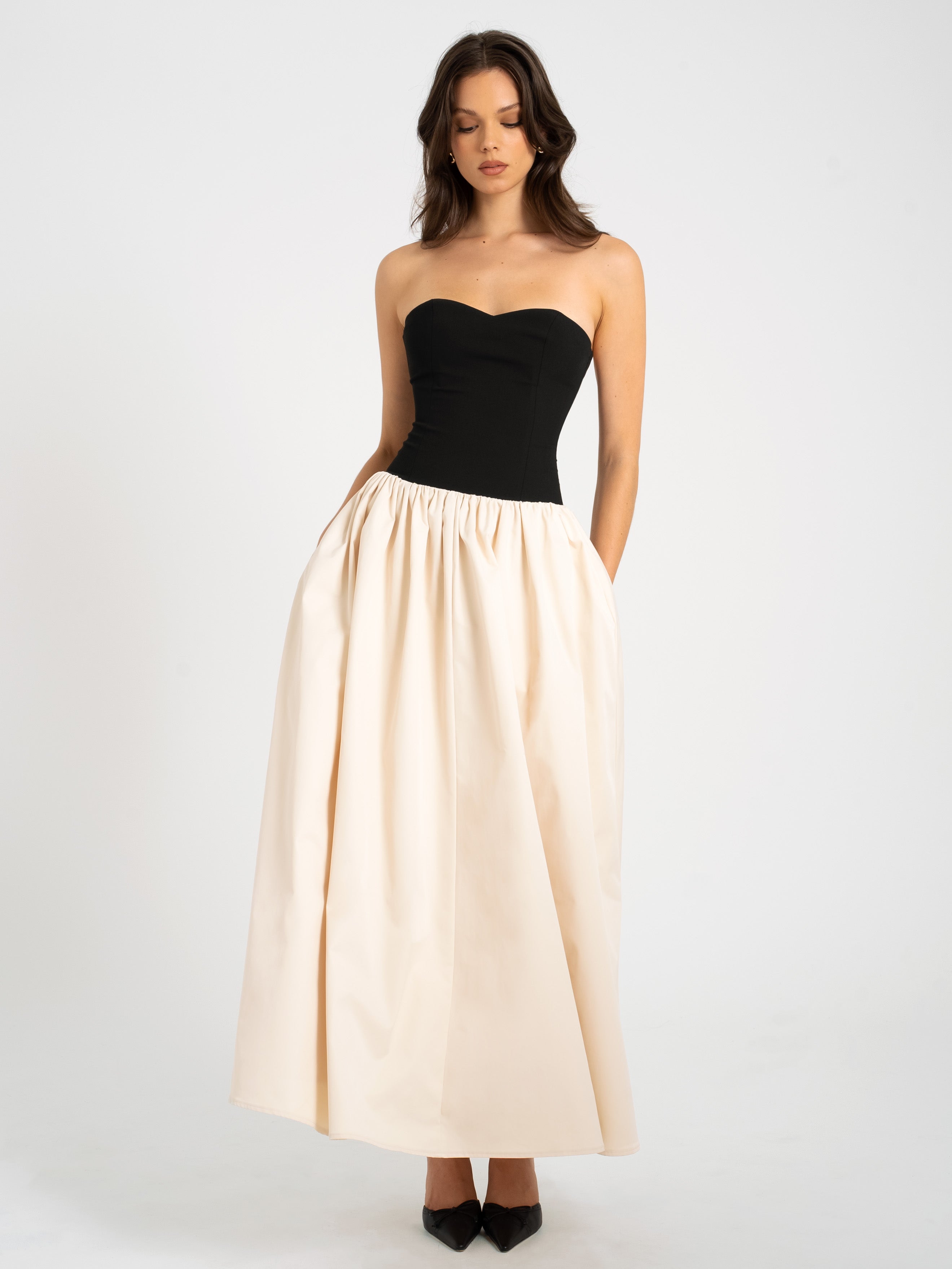 Sana Sweetheart Lace-up Back Drop Waist Maxi Dress