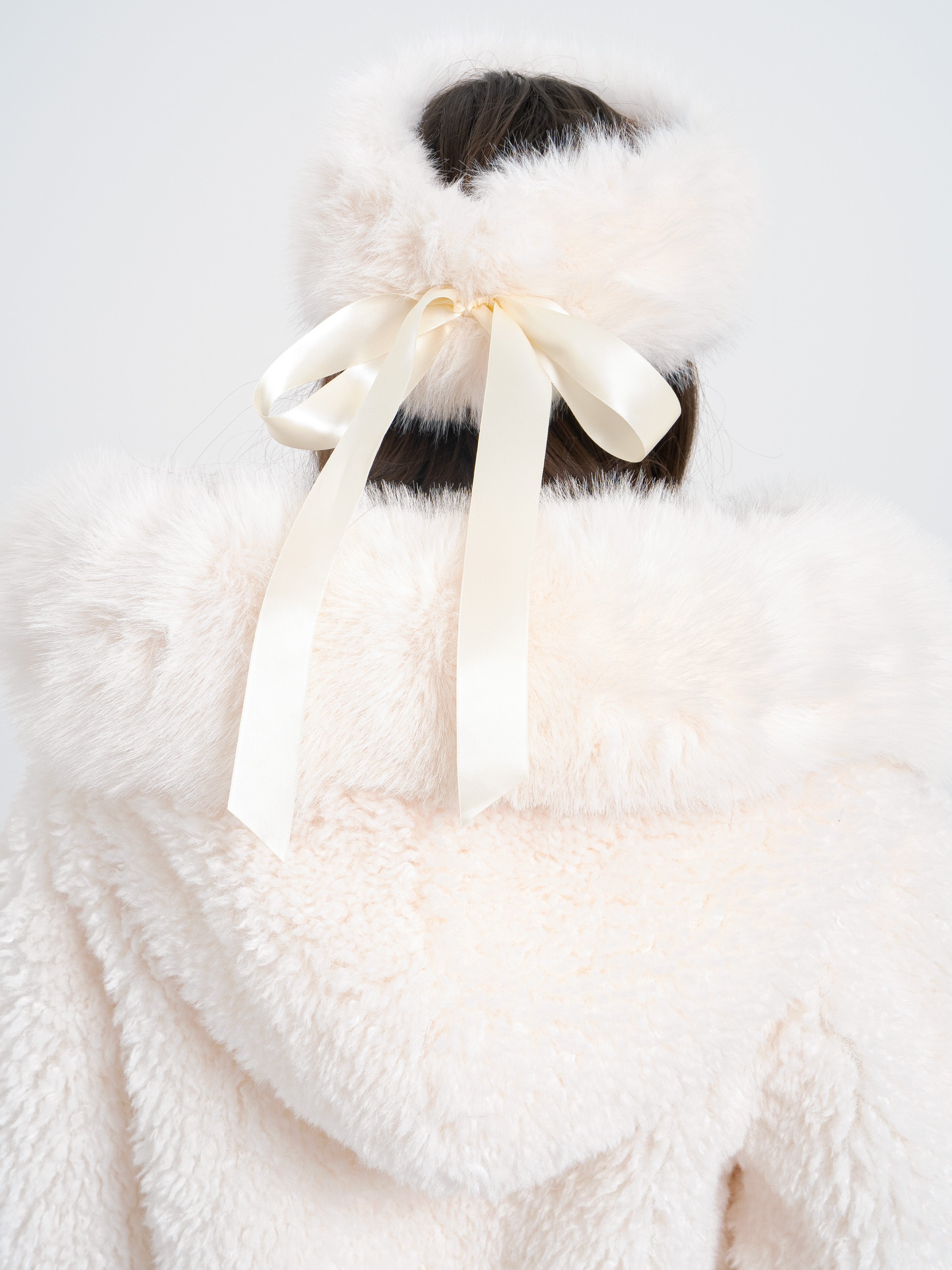 Miss Circle White Wrap Around Vegan Fur Hat